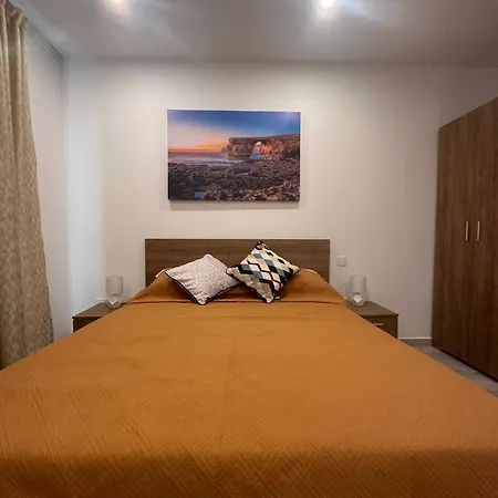 La Bella Bed & Breakfast