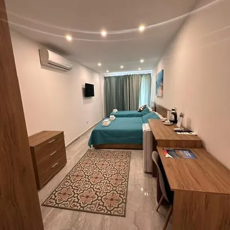 La Bella Bed and Breakfast