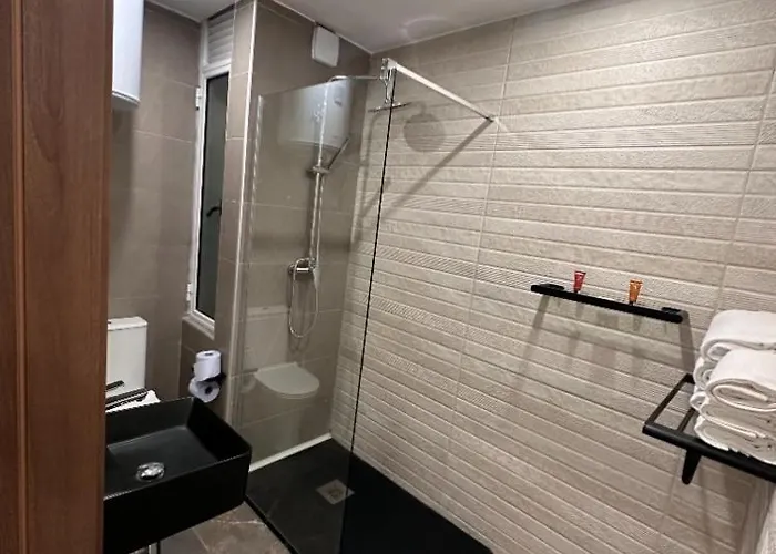 Alojamento de Acomodação e Pequeno-almoço La Bella 3*