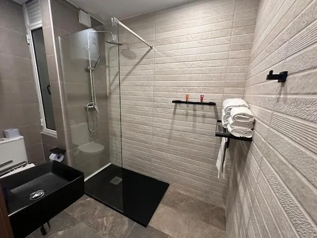 Panzió La Bella San Ġiljan